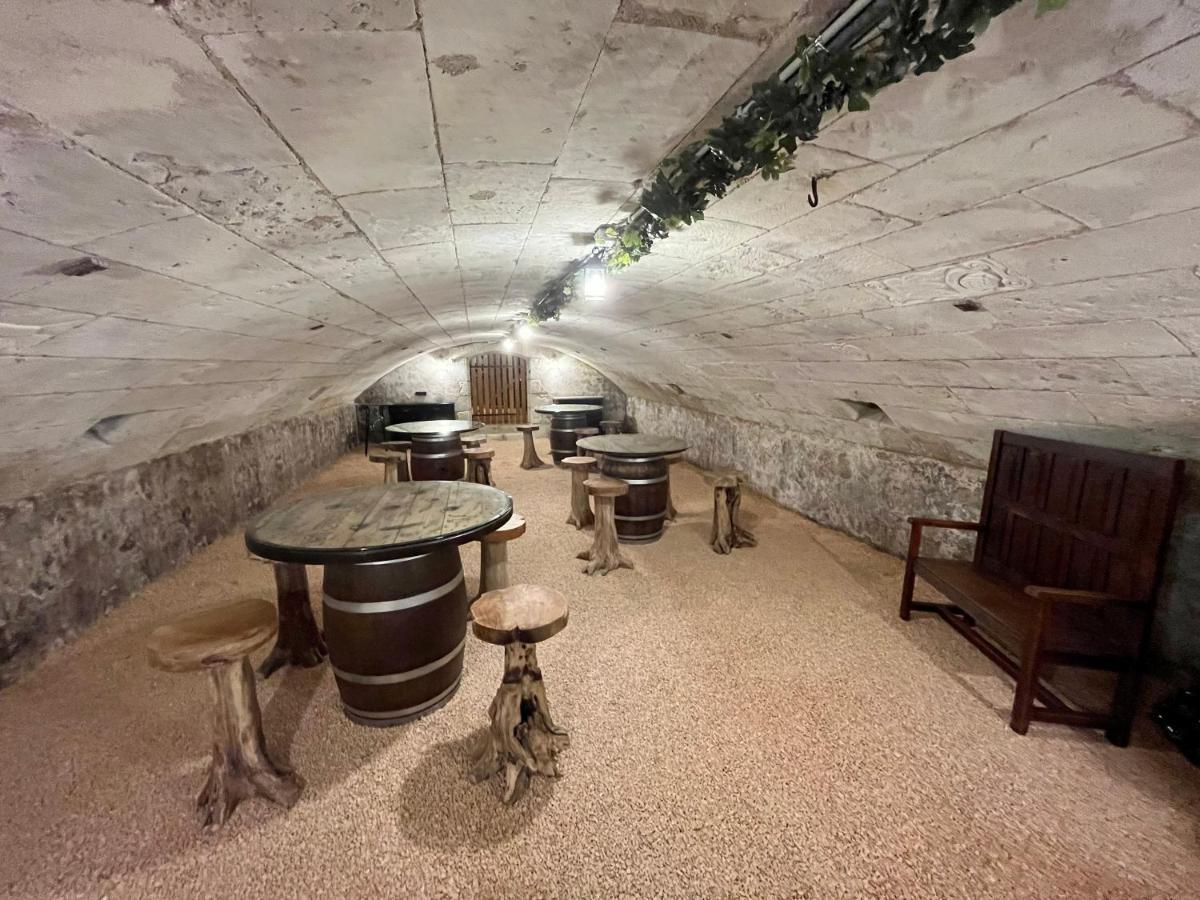 Restigné Cave Auger La Maison D'Hotes מראה חיצוני תמונה